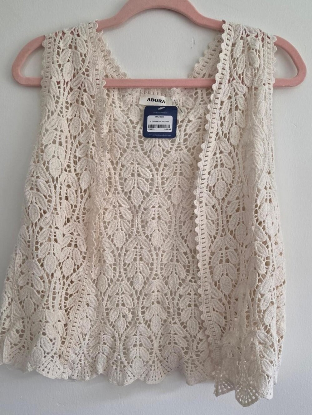 NWT ADORA Intuition Beige Crochet Lace Scalloped Vest Size M/L